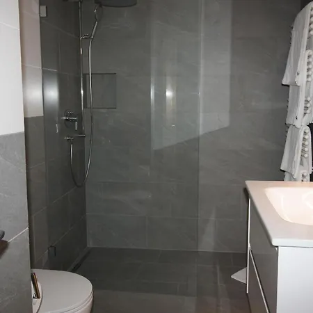 Residenza Lagrev 1 1 2 Zimmerwohnung Nr 207 - Typ 15b - 2 Etage - Sued * Sils Maria